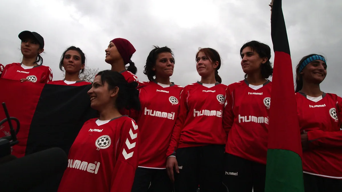 Le retour symbolique de l'équipe féminine de football d'Afghanistan sur la scène internationale
