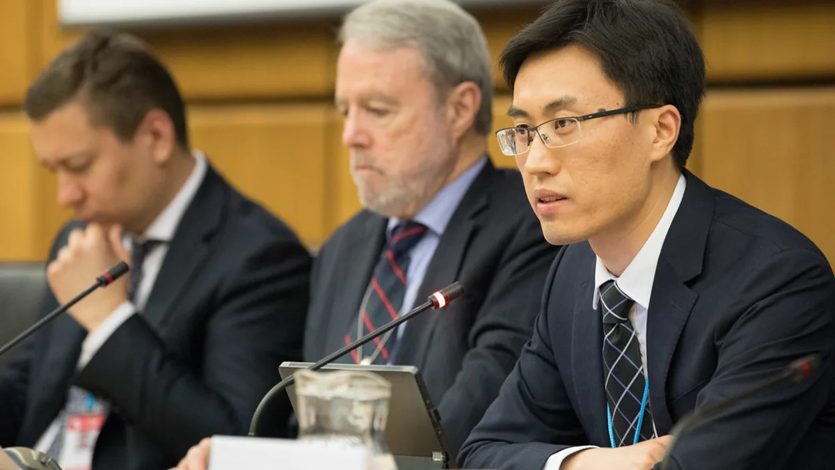 Diplomatie et culture : l'arrivée de Laurent Stefanini à l'UNESCO après l'impasse vaticane