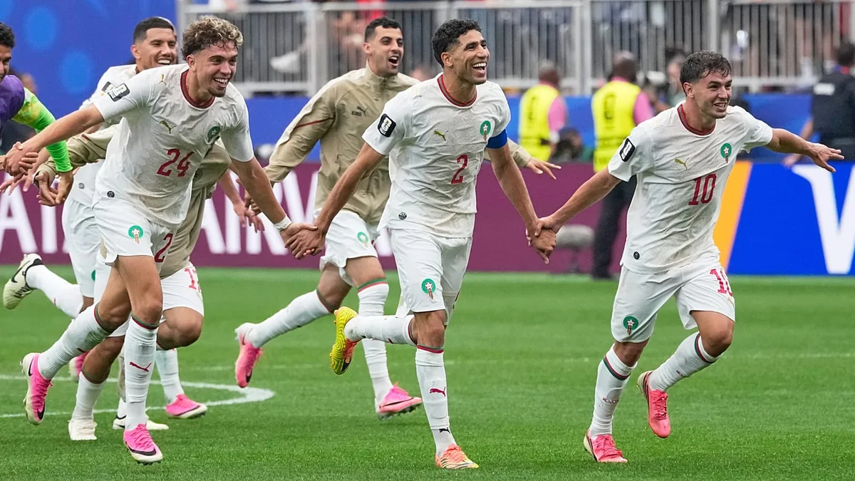 Mondial 2026 : L'équipe de France face au défi marocain en quarts de finale, entre enjeux sportifs et ferveur internationale