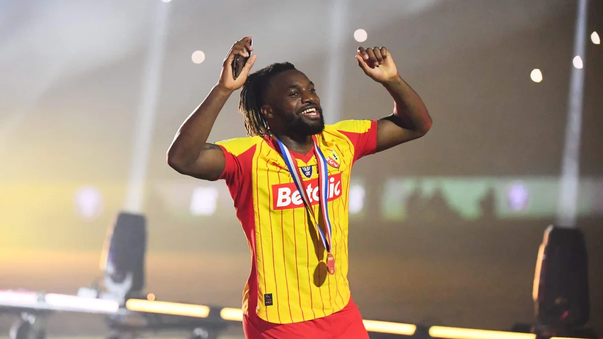 Mercato : Allan Saint-Maximin s'engage avec Charlotte FC pour un nouveau défi en MLS