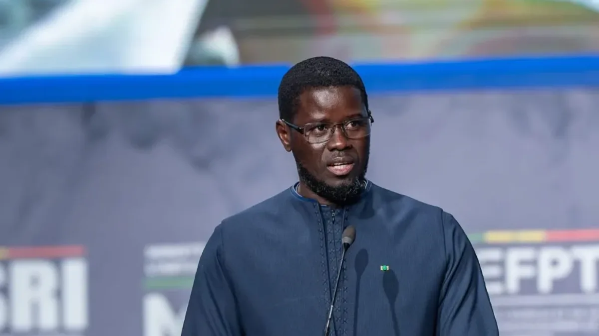 Sénégal : le président Diomaye Faye saisit le Conseil constitutionnel sur la réforme de la Constitution