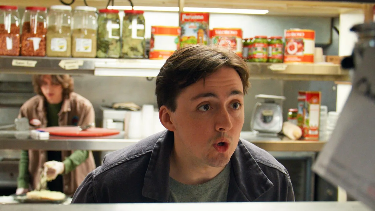 Minimum Wage : Netflix adapte « The Office » dans une pizzeria