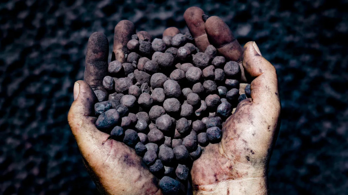 Le minerai de fer plonge sous les 90 dollars la tonne, la Chine en cause