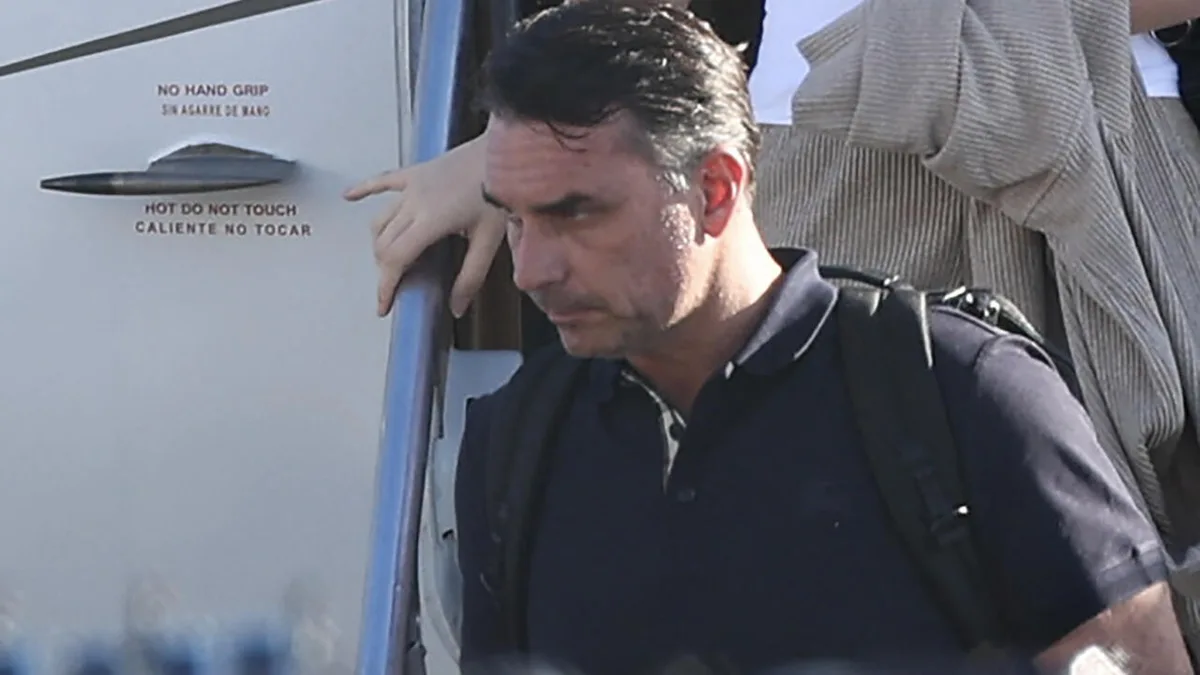 Flavio Bolsonaro dénonce une « persécution » depuis son refuge aux États-Unis