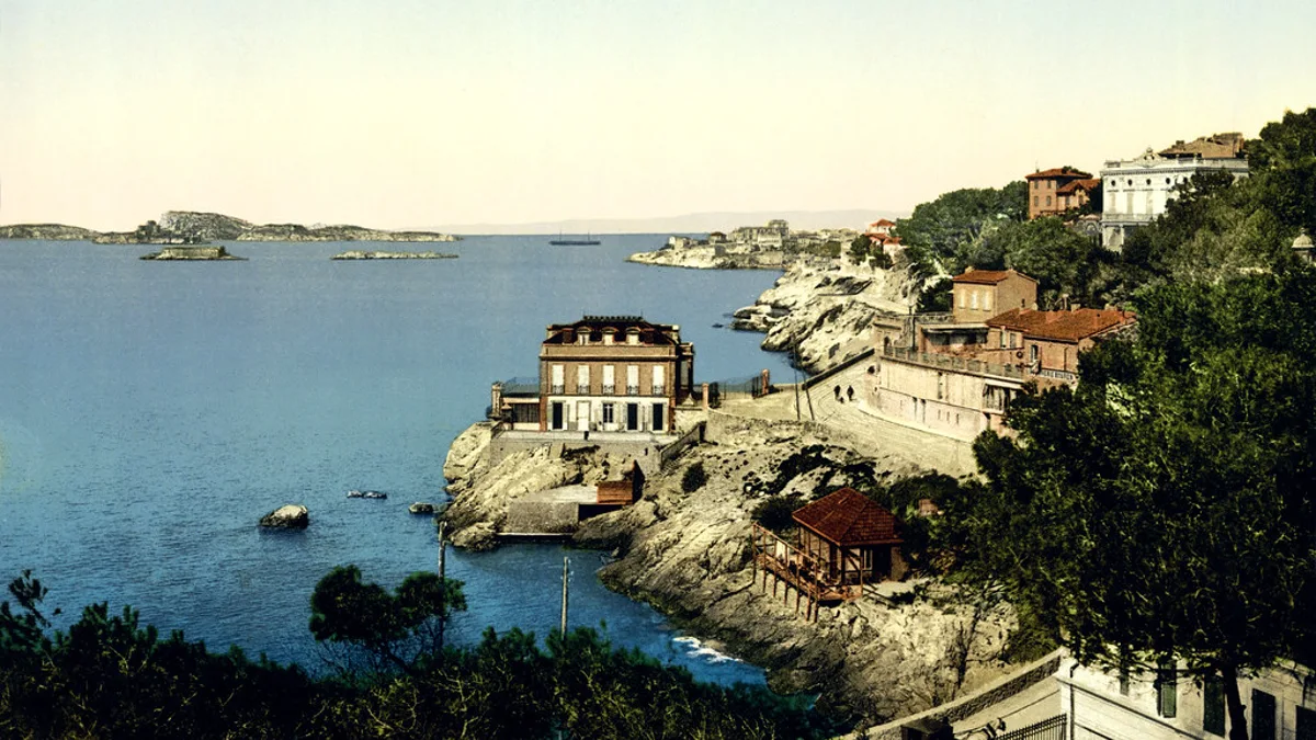 Marseille : le calvaire des sinistrés de l'Estaque, un an après l'incendie dévastateur