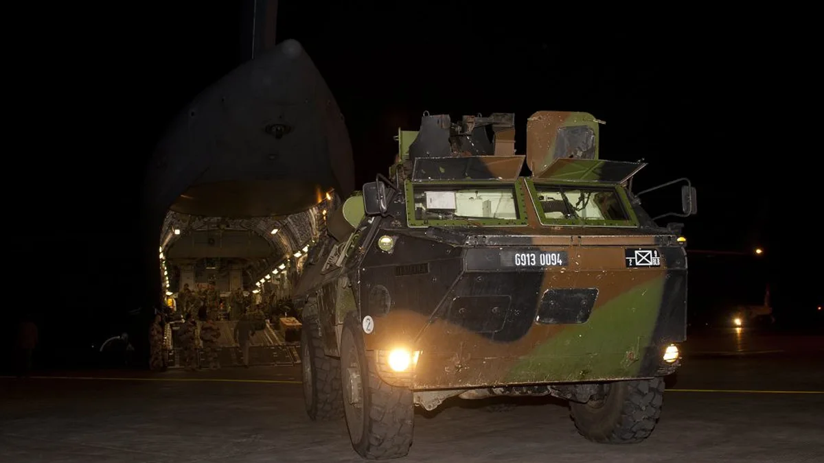Mali : retour en images sur une semaine de combats à Anéfis, localité clé du Nord